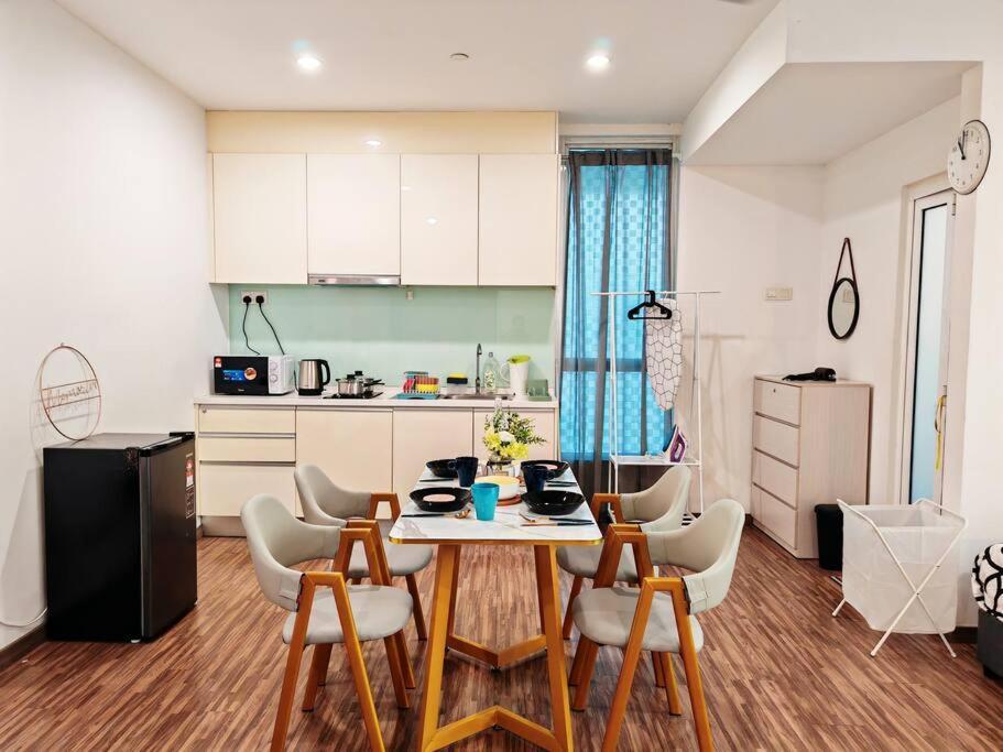 Apartment Klcc Lakeview At Setapak 1-5pax *